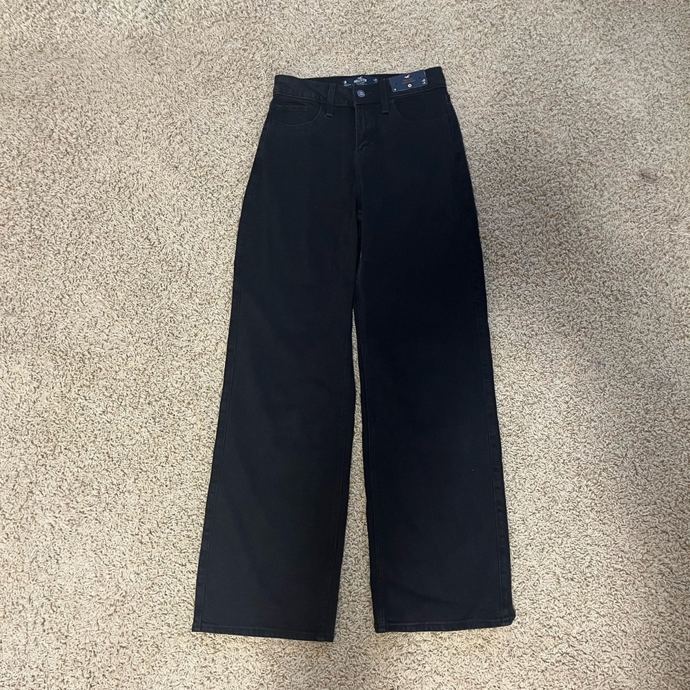 NWT | High Waisted Black Hollister Jeans